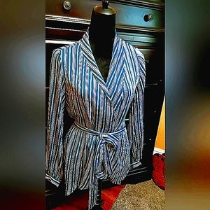 🎉NWT ! BCBG WRAP BLOUSE